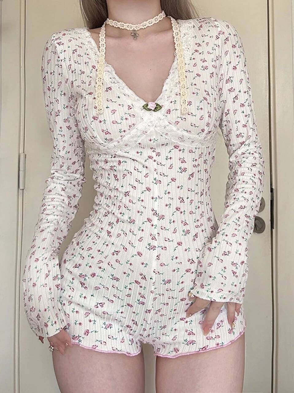 Новинка 2025 года, домашний ко – обзор и цена Romper Floral Print