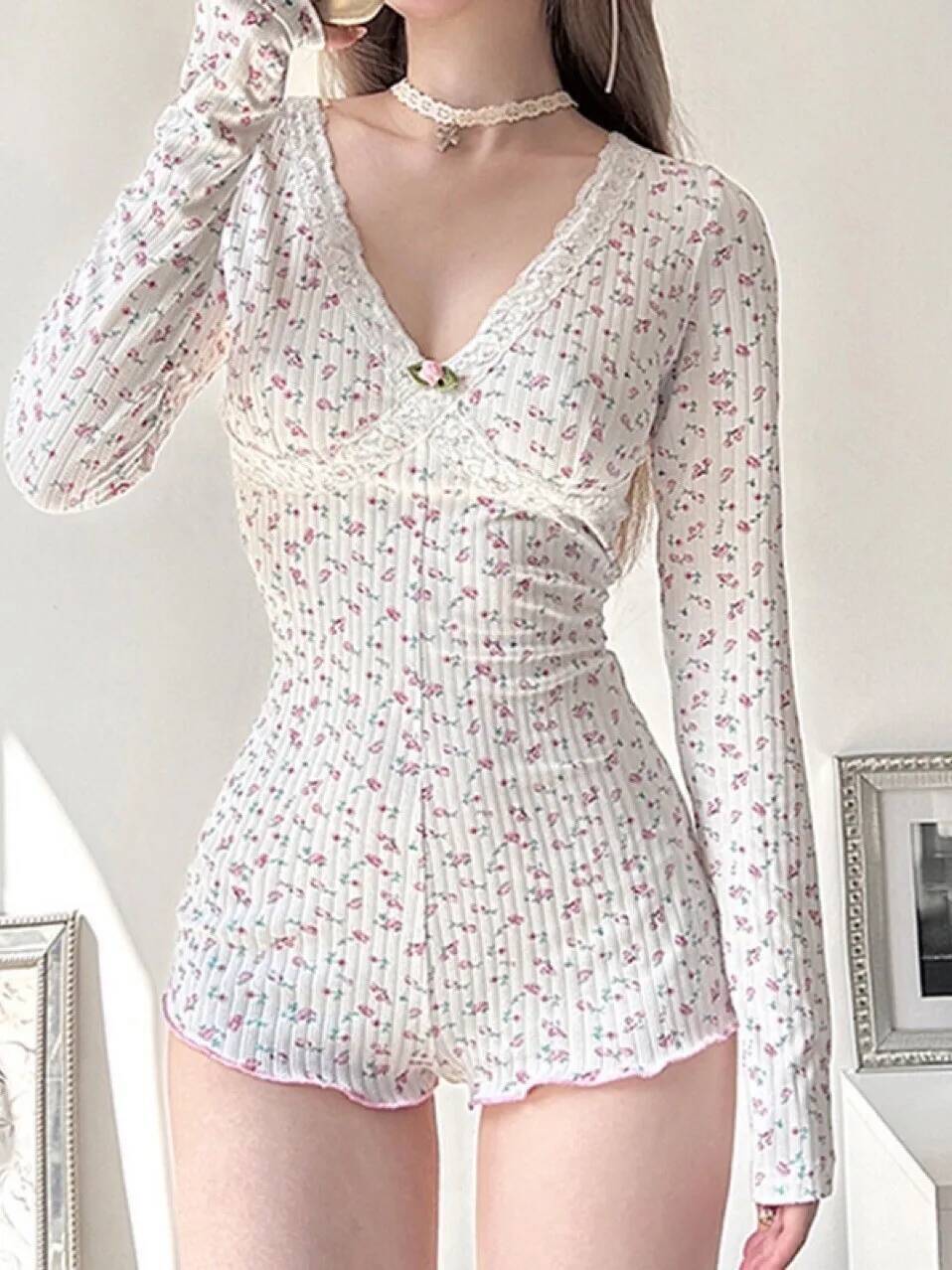 Новинка 2025 года, домашний ко – обзор и цена Romper Floral Print